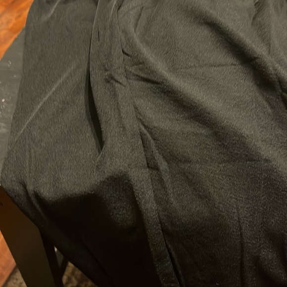 901
4XL mean 52 - waist line and 5254 chest size - Picture 3 of 9